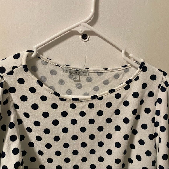 Green Envelope Polka Dot Blouse - Picture 2 of 5